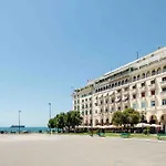 Square Elegant Suites